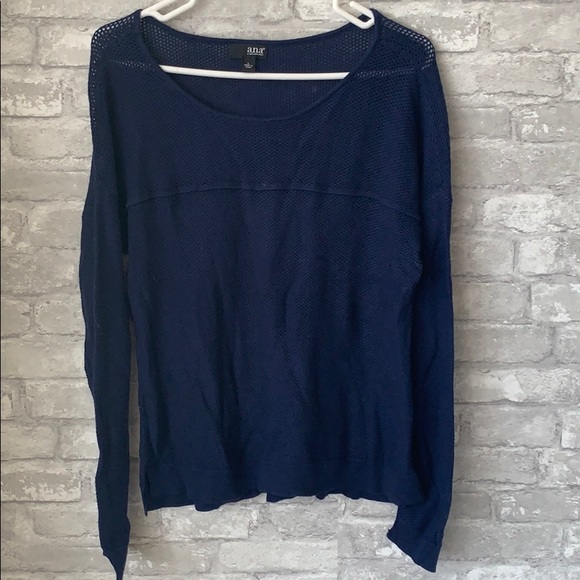 💋 ANA crew neck navy sweater